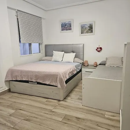홈스테이 Comoda Y Acogedora Habitacion En *