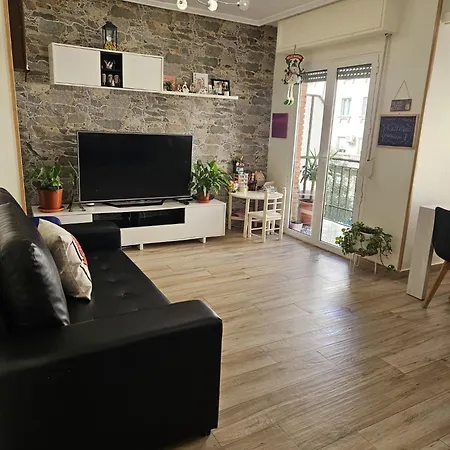 Comoda Y Acogedora Habitacion En Homestay szállás *